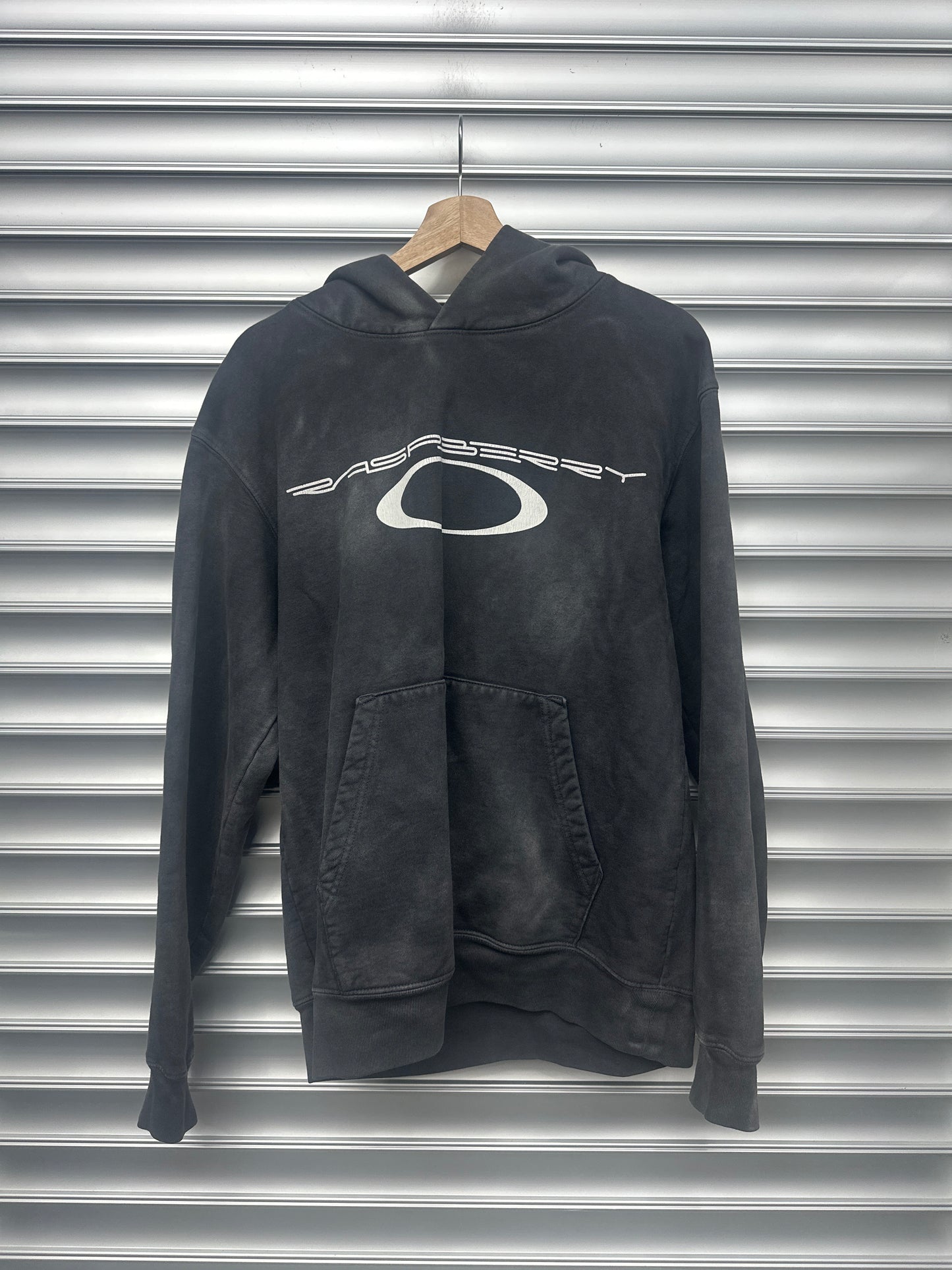 Raspberry O Logo Hoodie - M