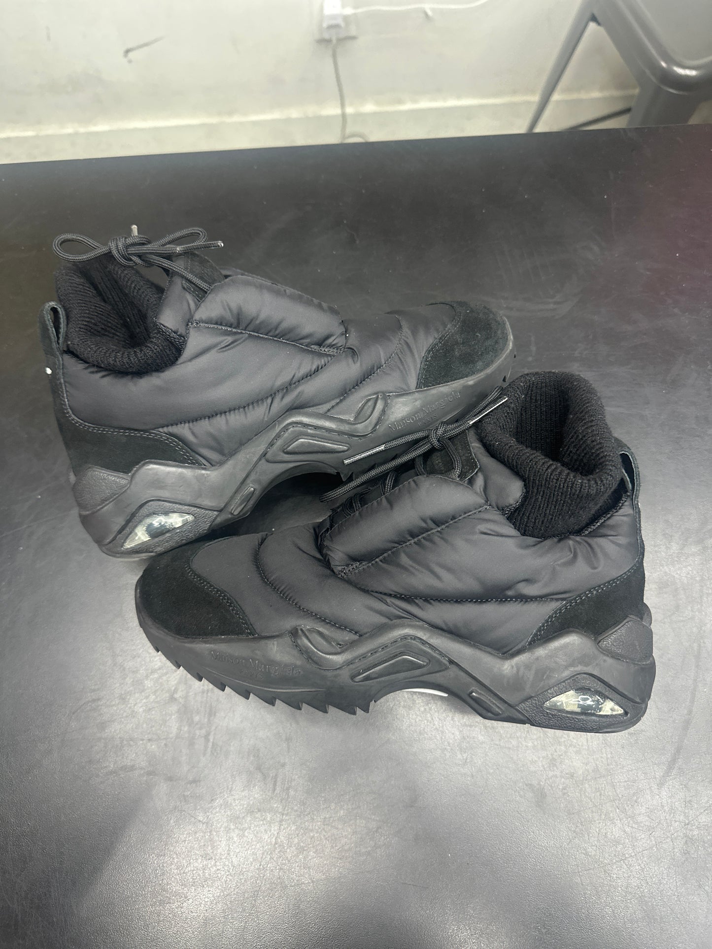 Maison Margiela Puffer High Black (U) - 41(8) (NB)