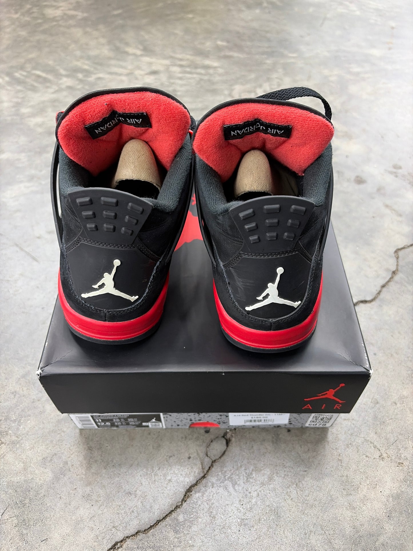 AJ4 Red Thunder (U) - 11M**