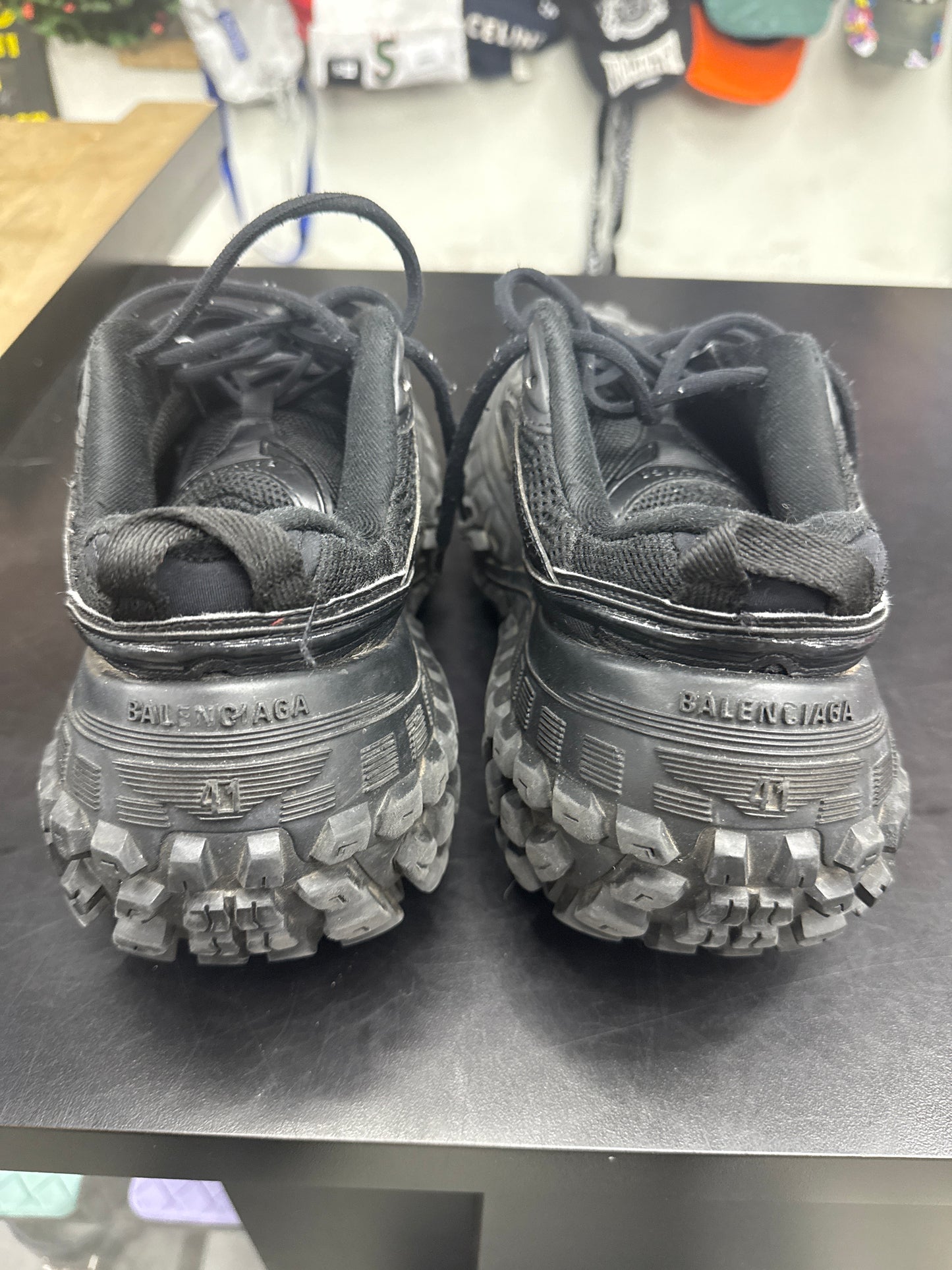 Balenciaga Defender Black (U) - 41(8) (NB)