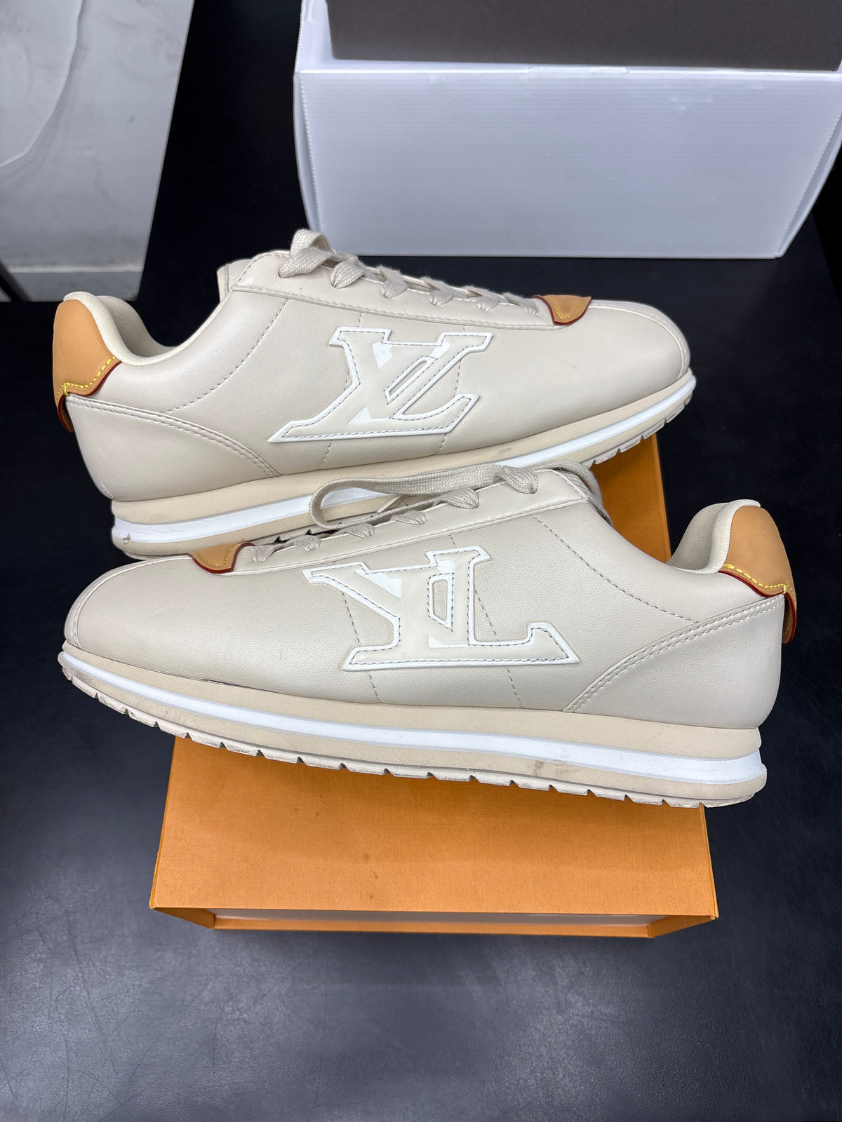 Louis Vuitton Buttersoft Beige (U) - 13M**