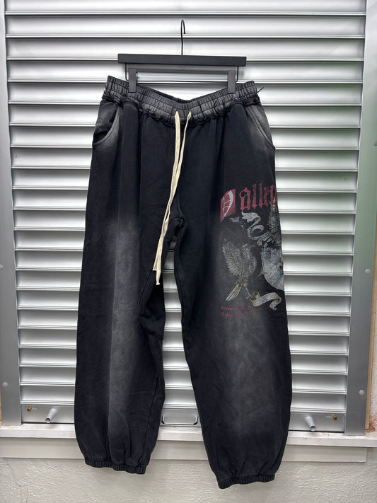 Vale Armed In Style Sweatpants - XXL