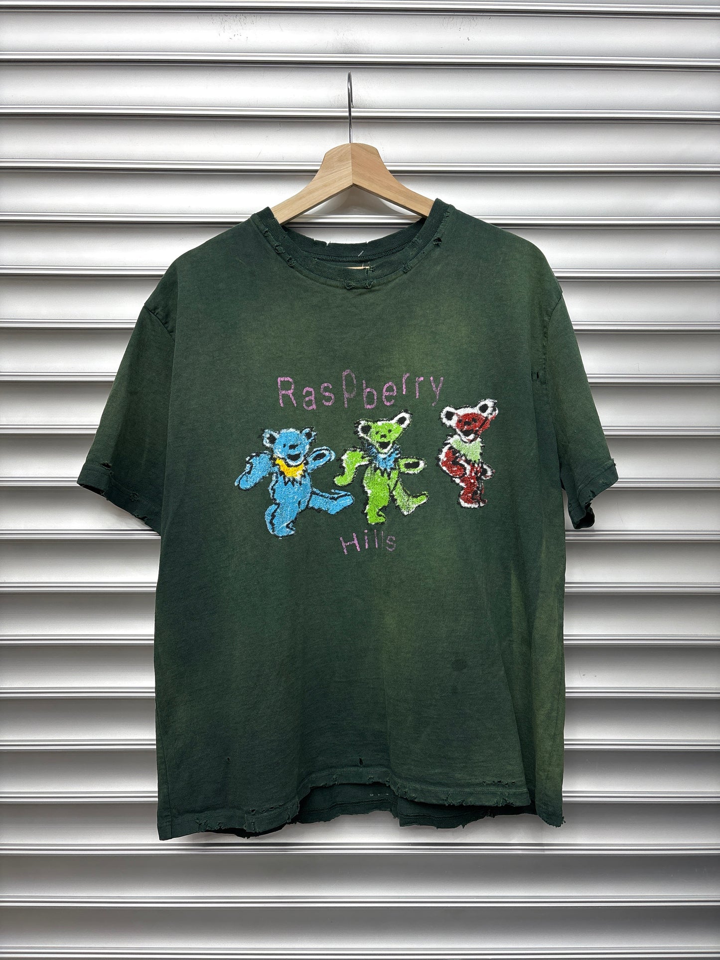 Raspberry Hills Grateful Dead Bears Tee - M