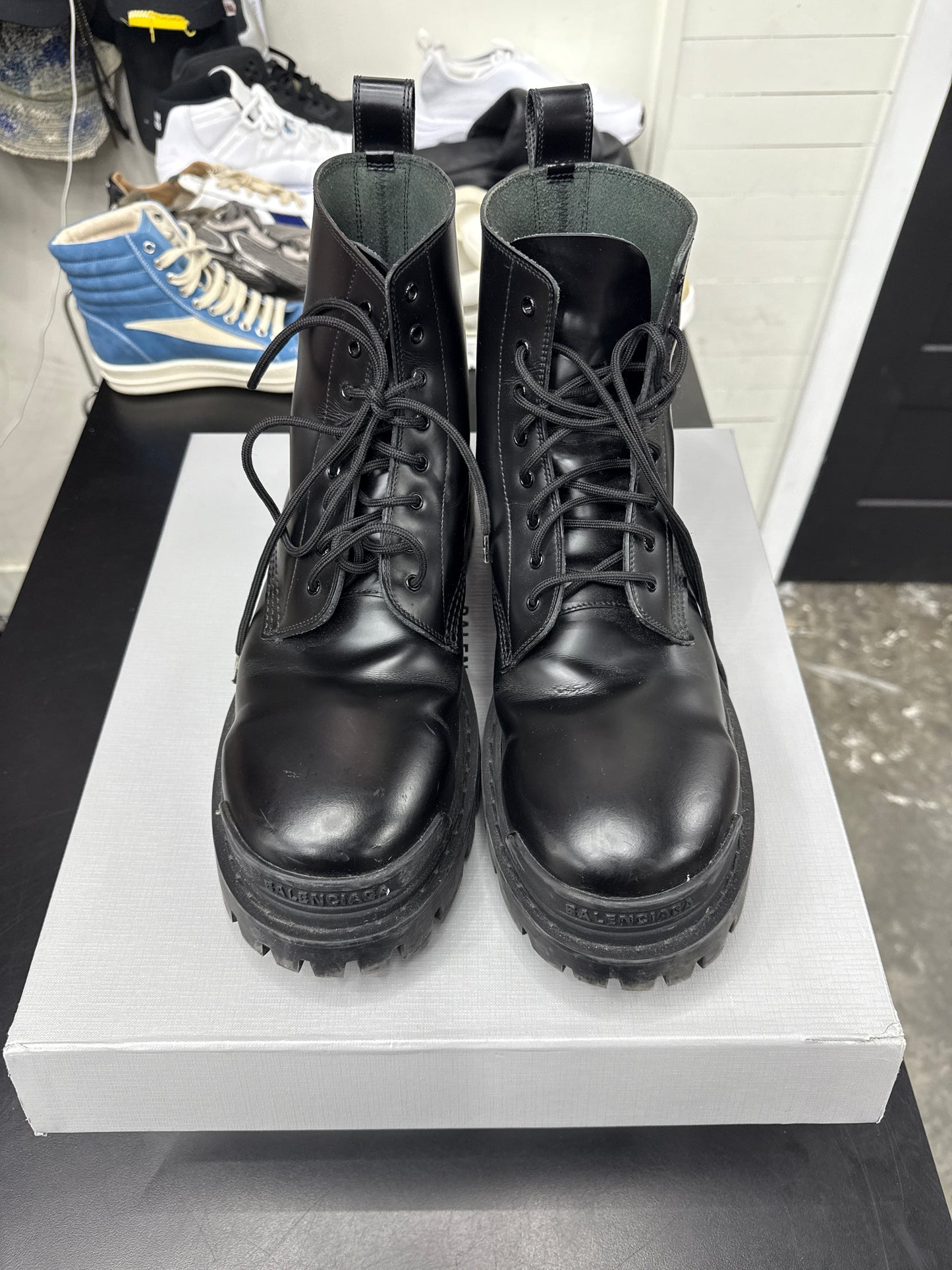 Balenciaga Strike Boot Leather (U) - 44(11)