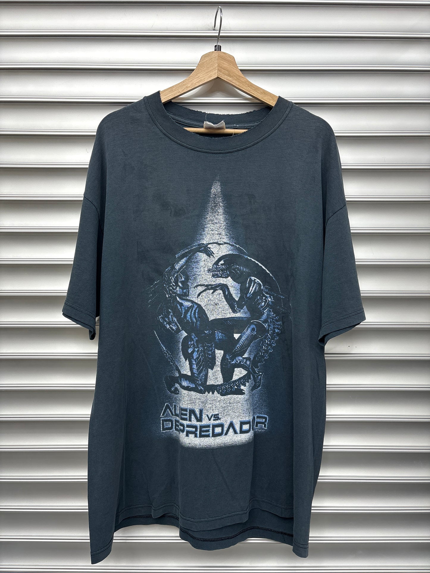Vintage Alien Vs Predator Tee - XL