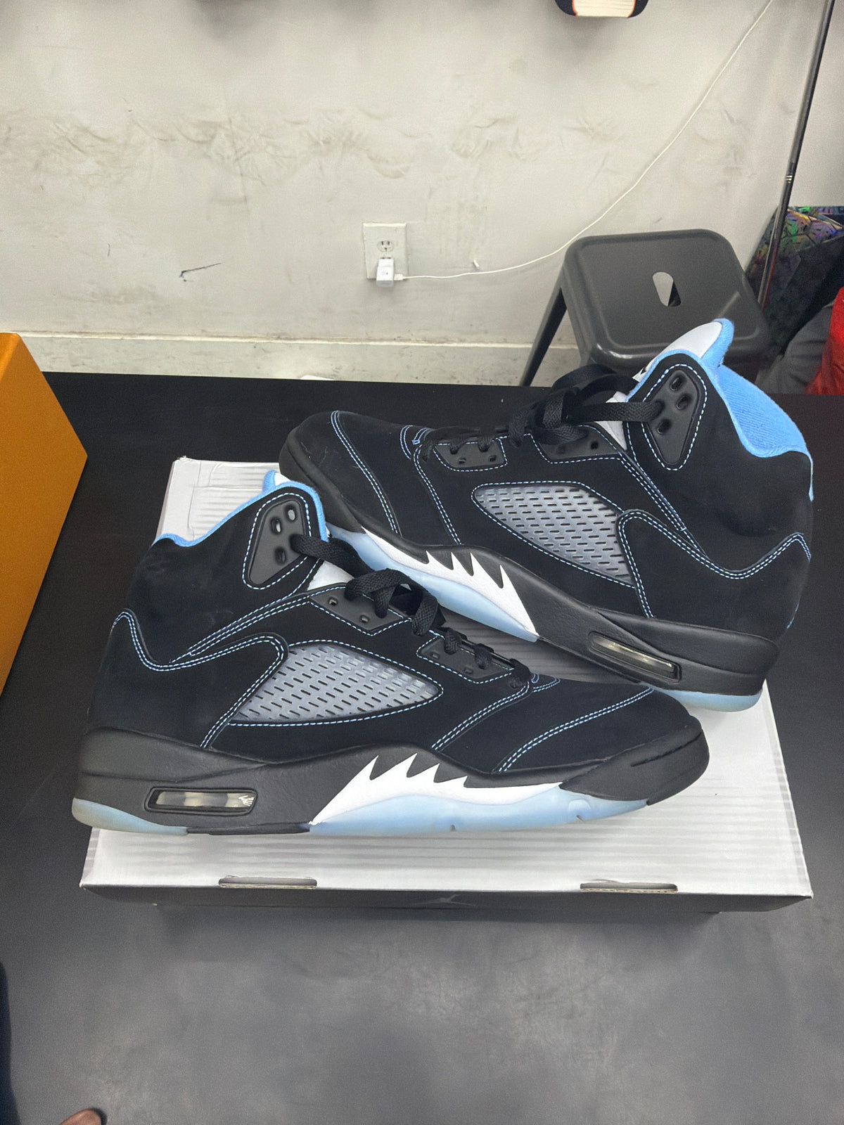 AJ5 University Blue (U) - 10.5M**