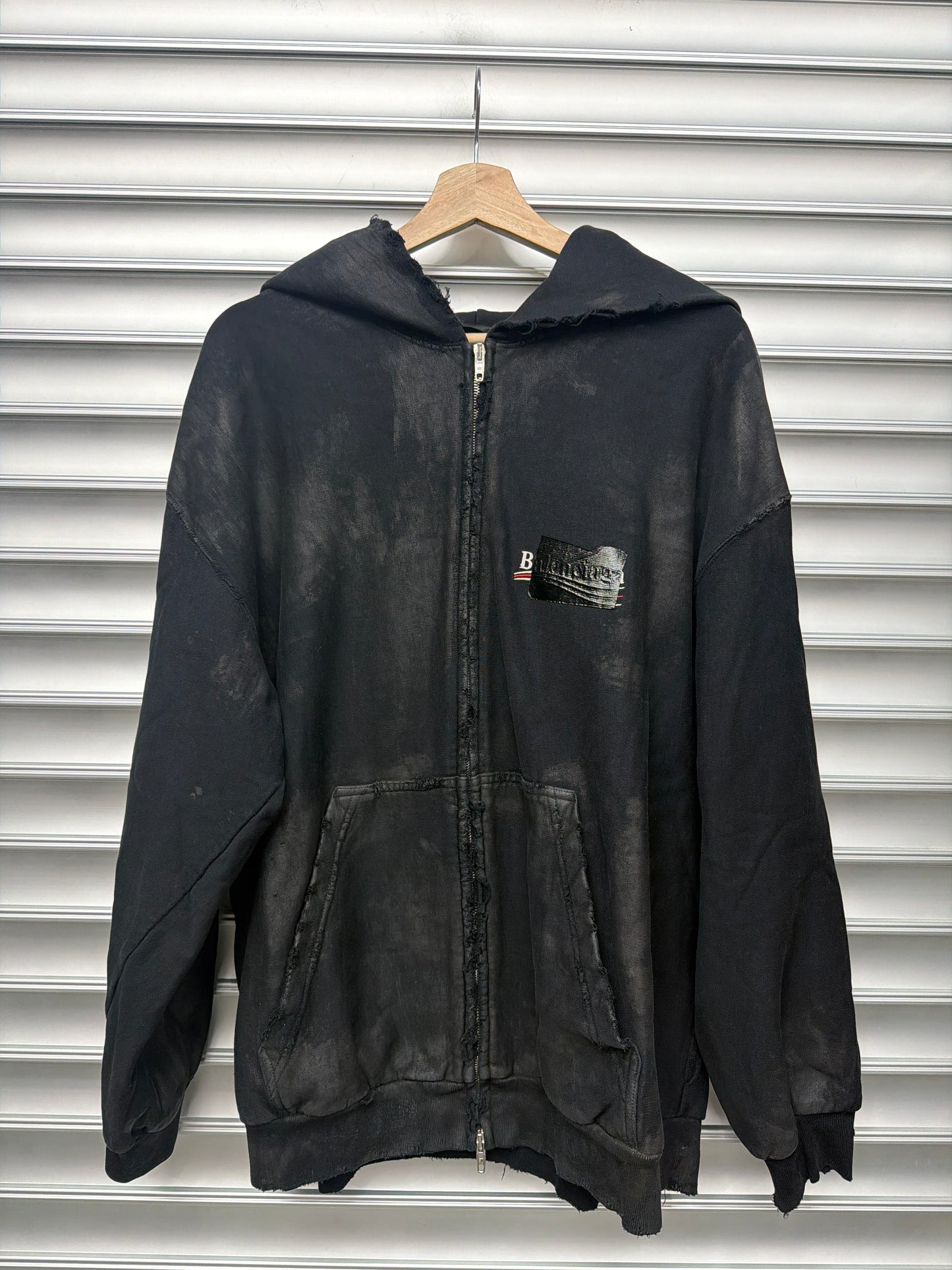 Balenciaga Tape Logo - M