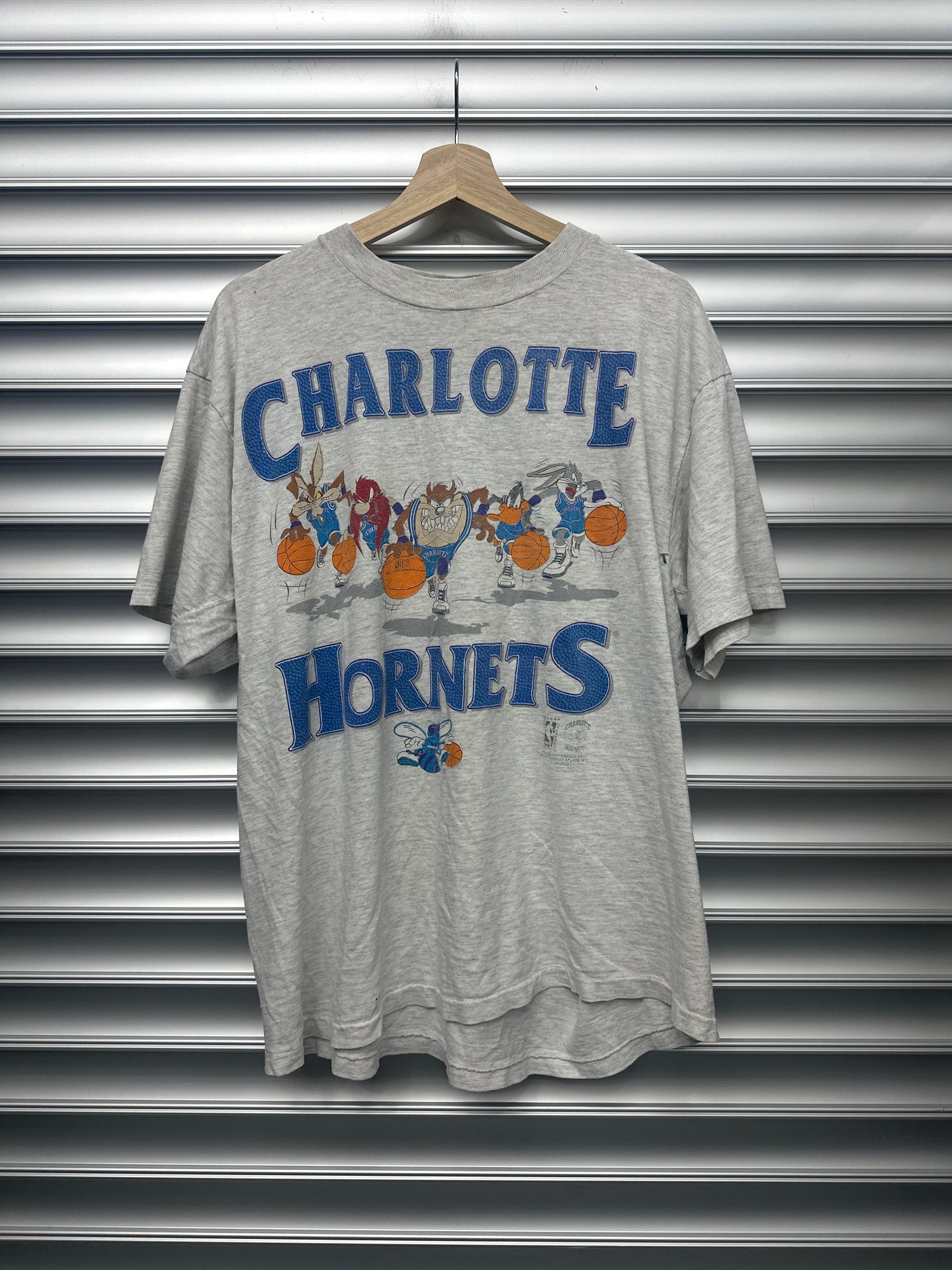 Vintage Hornets Looney Tunes Tee - XL