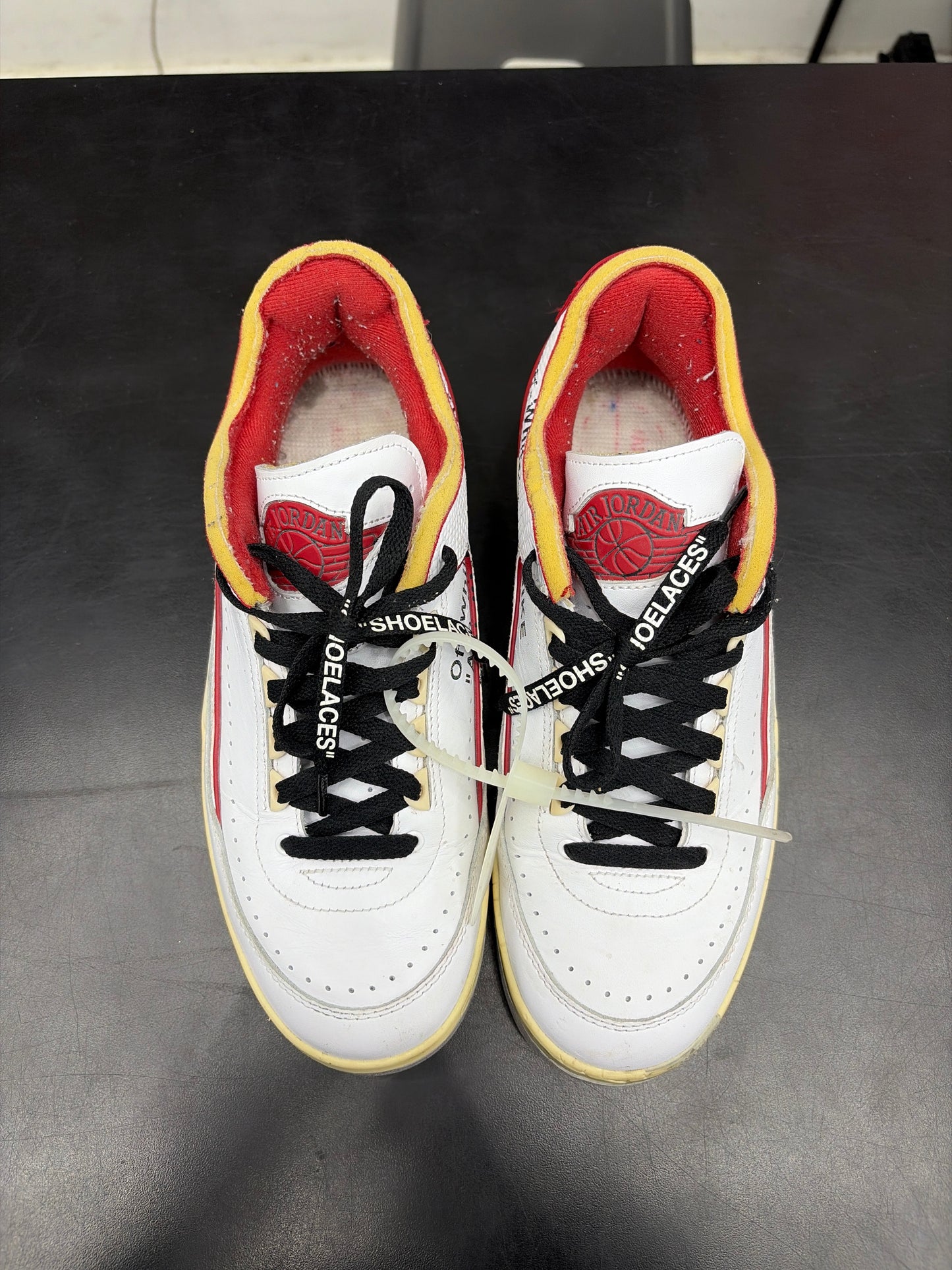 AJ2 Off White Chicago (U) - 9M (NB)