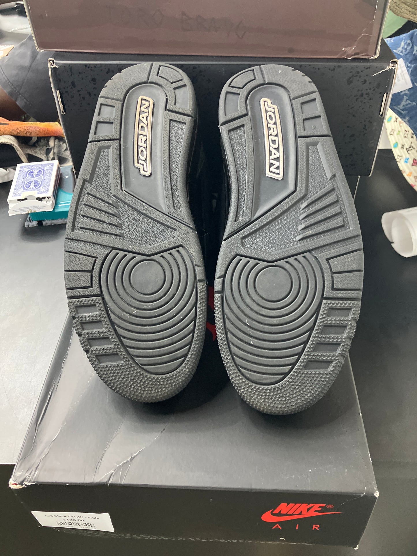 AJ3 Black Cat (U) - 9.5M