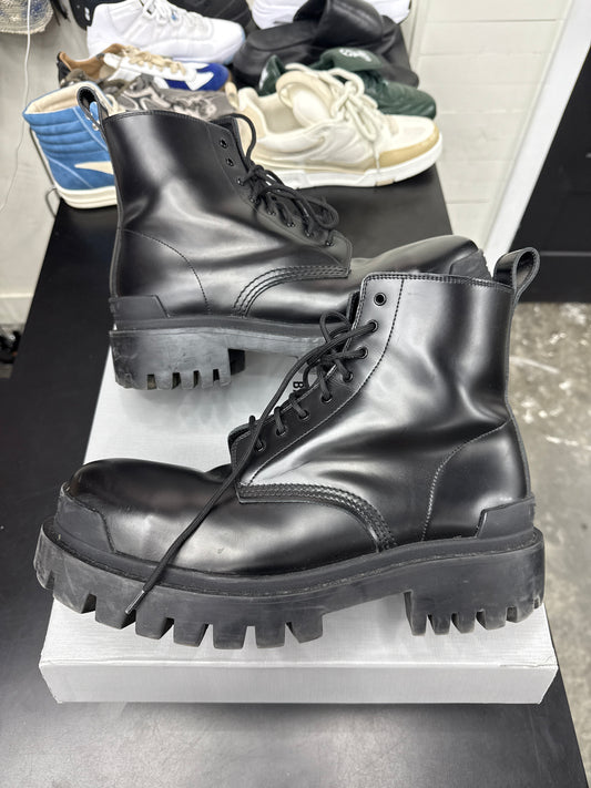 Balenciaga Strike Boot Leather (U) - 44(11)