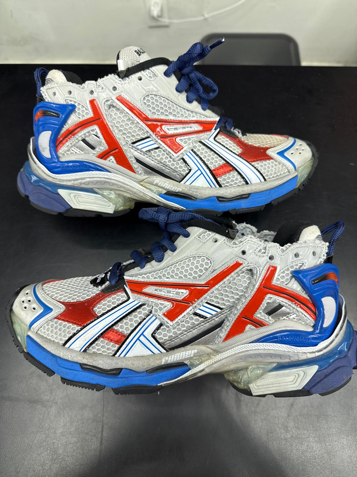 Balenciaga Runner USA (U) - 42(9) (NB)