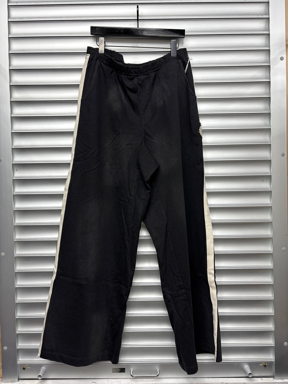 424 Black Crest Sweats - XXL**