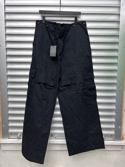 Raspberry Samurai Black Cargo Pants - L