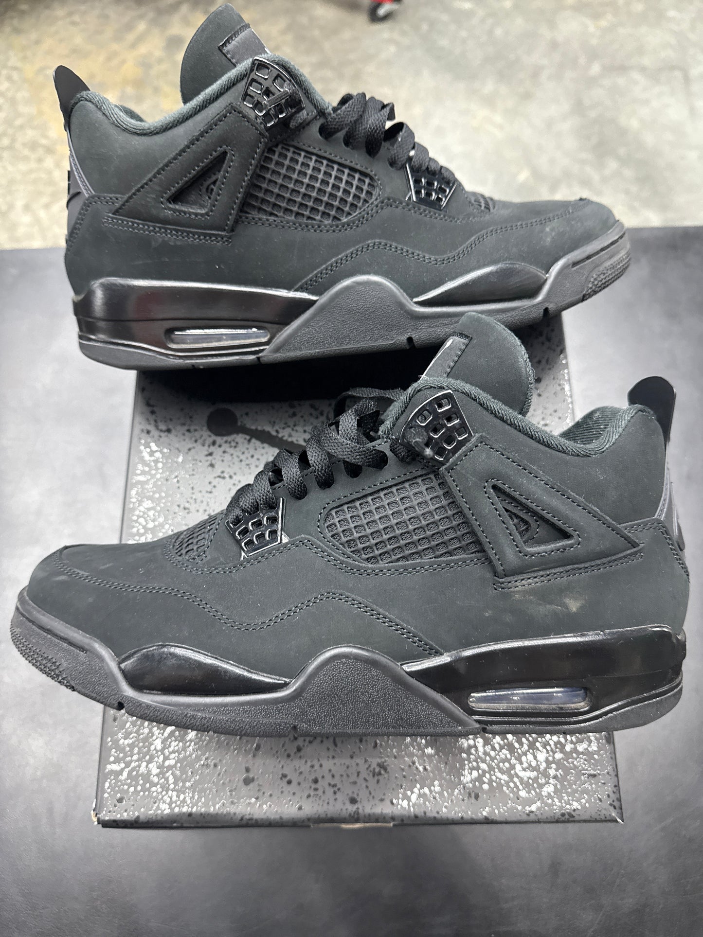 AJ4 Black Cat (U) - 12M