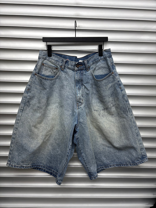 Raspberry Hills Jean Shorts - M