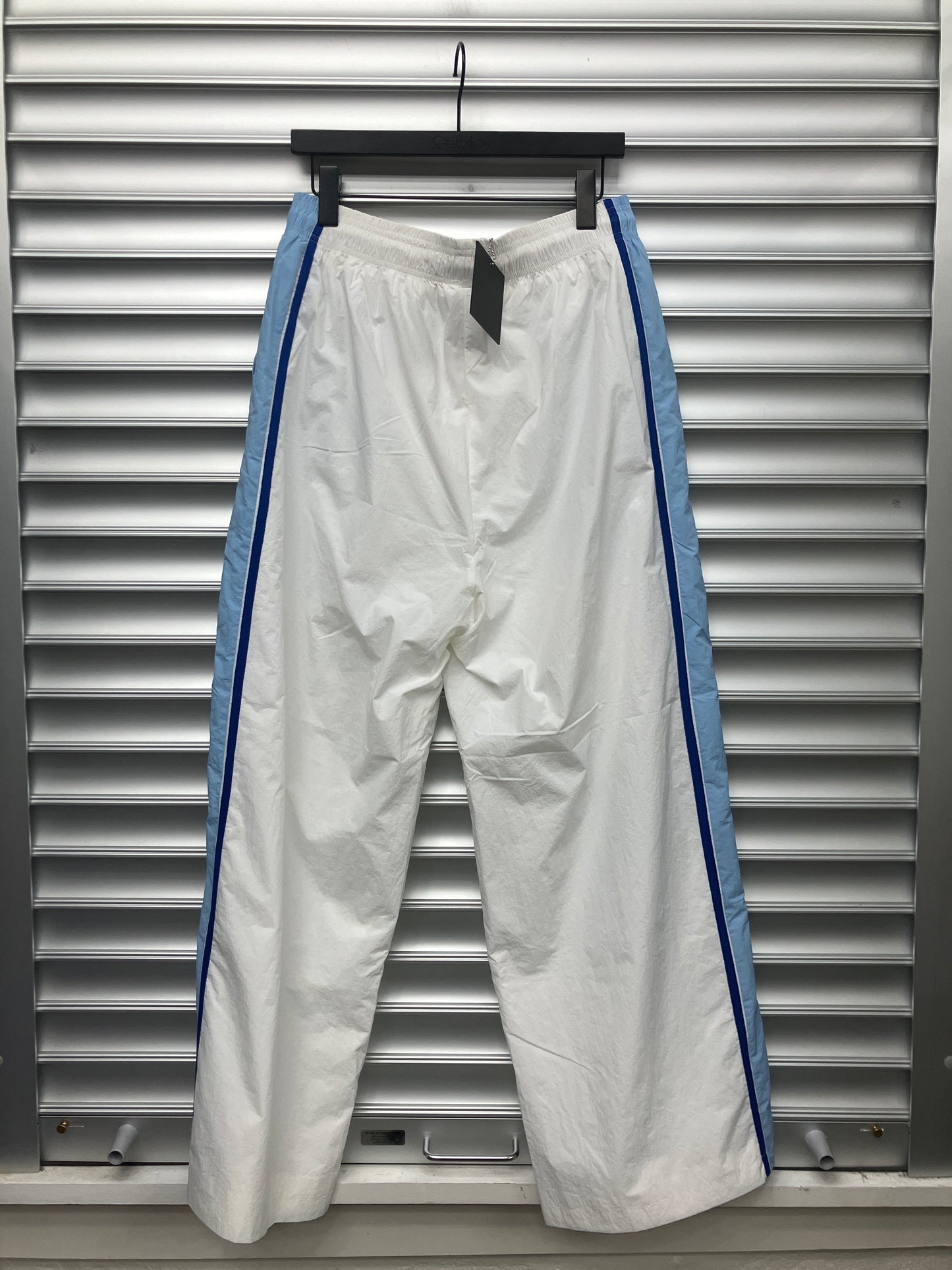 HMDD UNC Trackpants - M