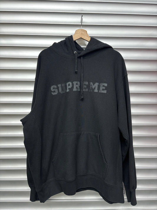 Supreme Black Pullover - XL
