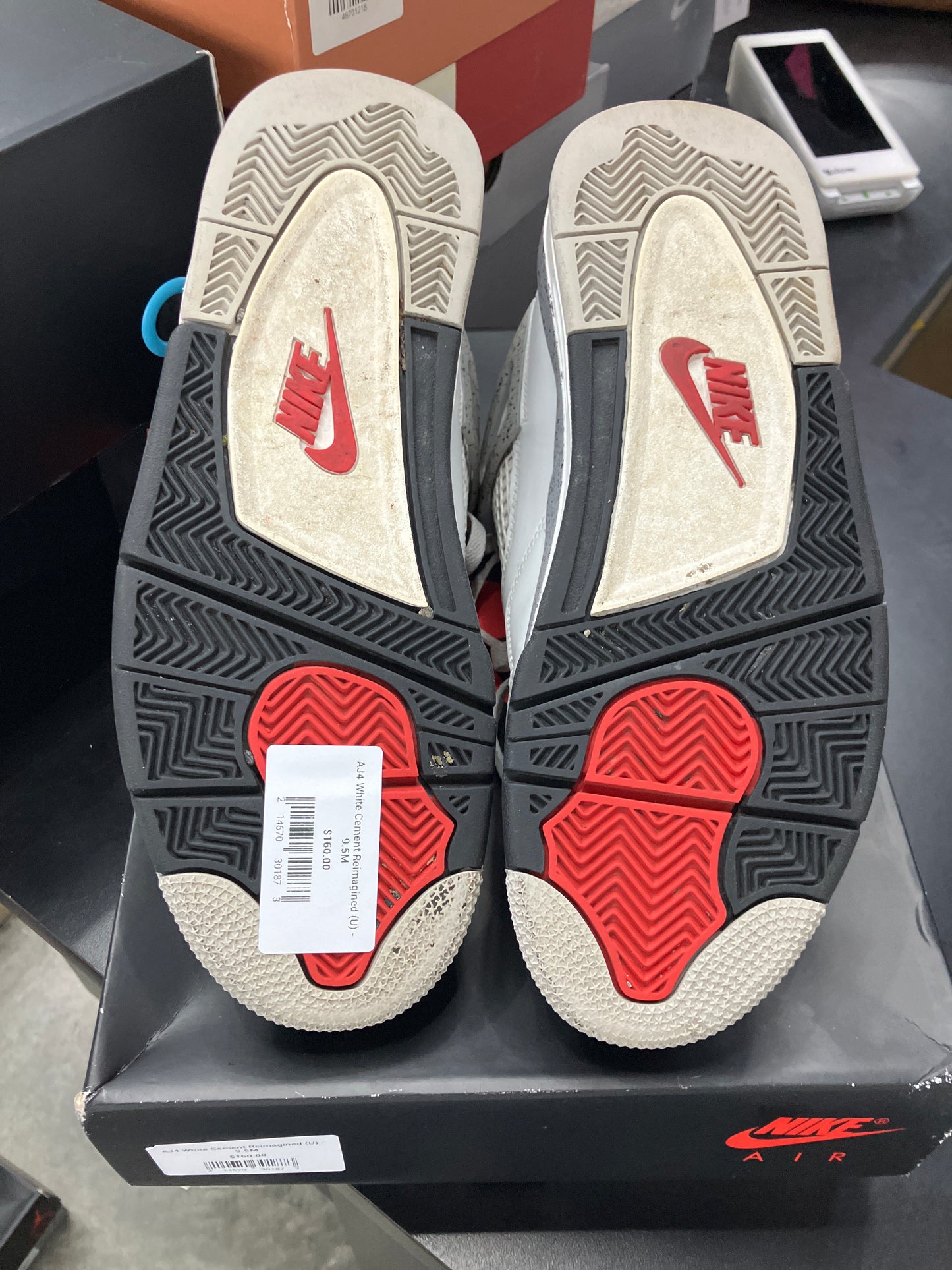 AJ4 White Cement Reimagined (U) - 9.5M