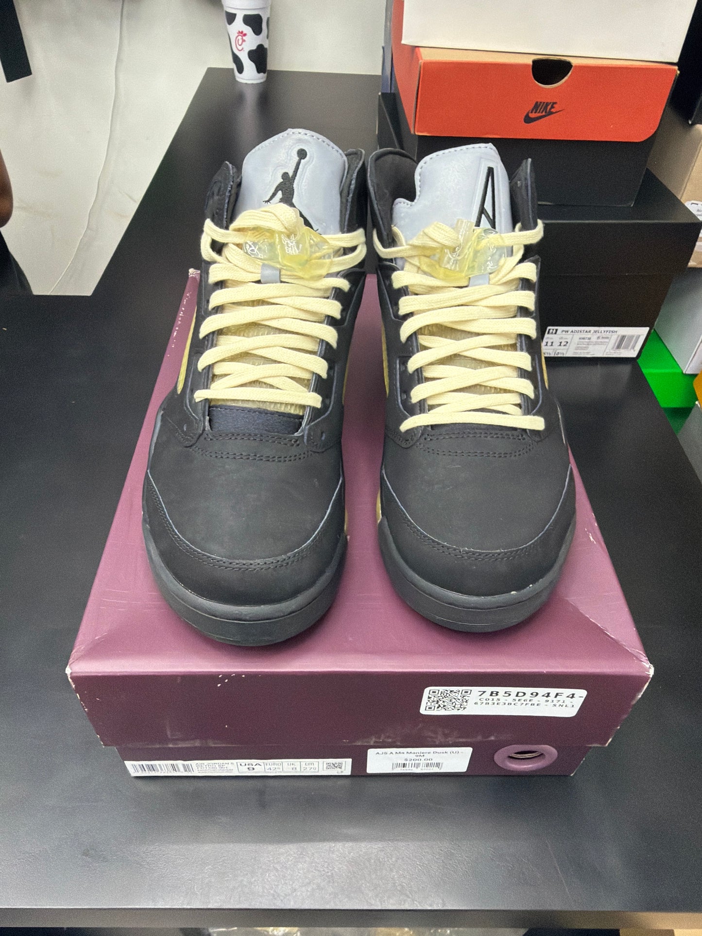 AJ5 A Ma Maniere Dusk (U) - 9M