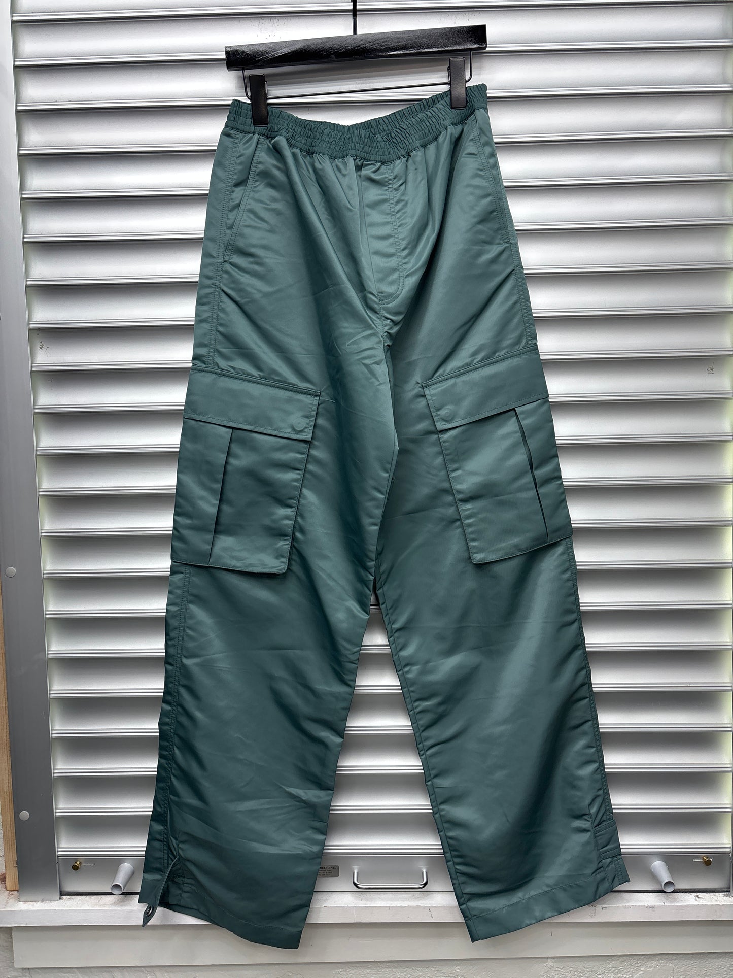 Acne Studio Green Nylon Cargo Pant - M **