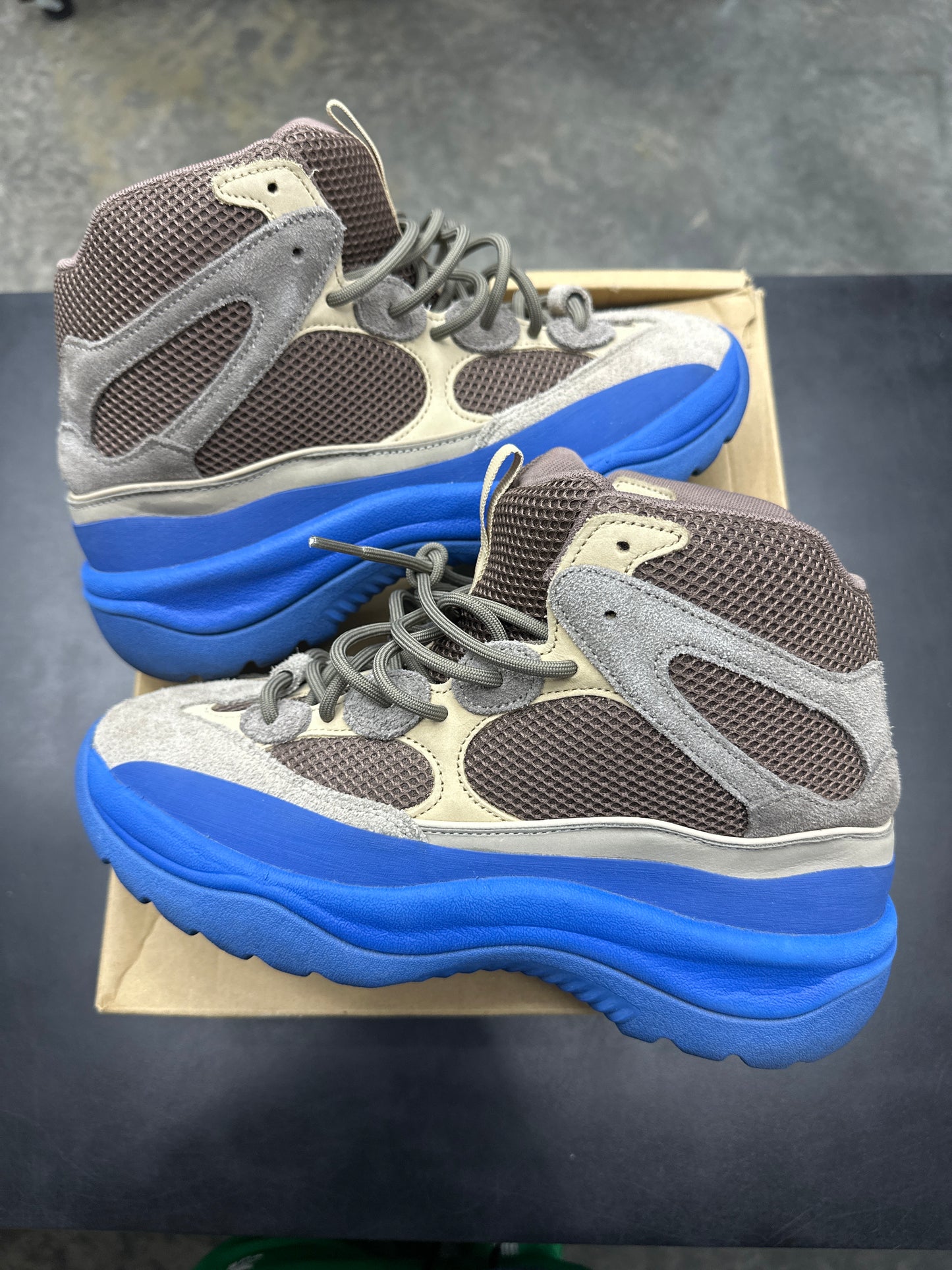 Yeezy Boot Taupe Blue (U) - 10M