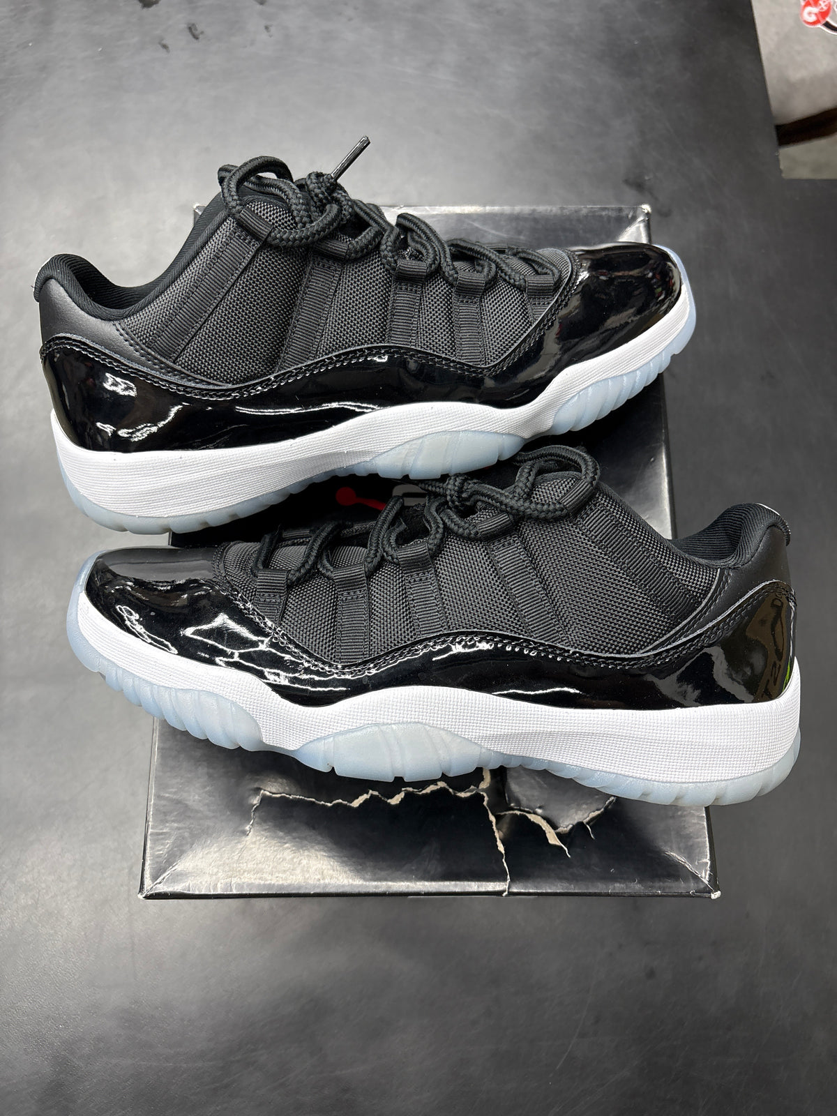 AJ11 Space Jam Low (U) - 8.5M**