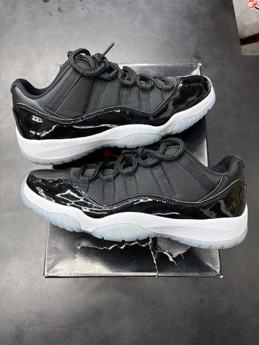 AJ11 Space Jam Low (U) - 8.5M**