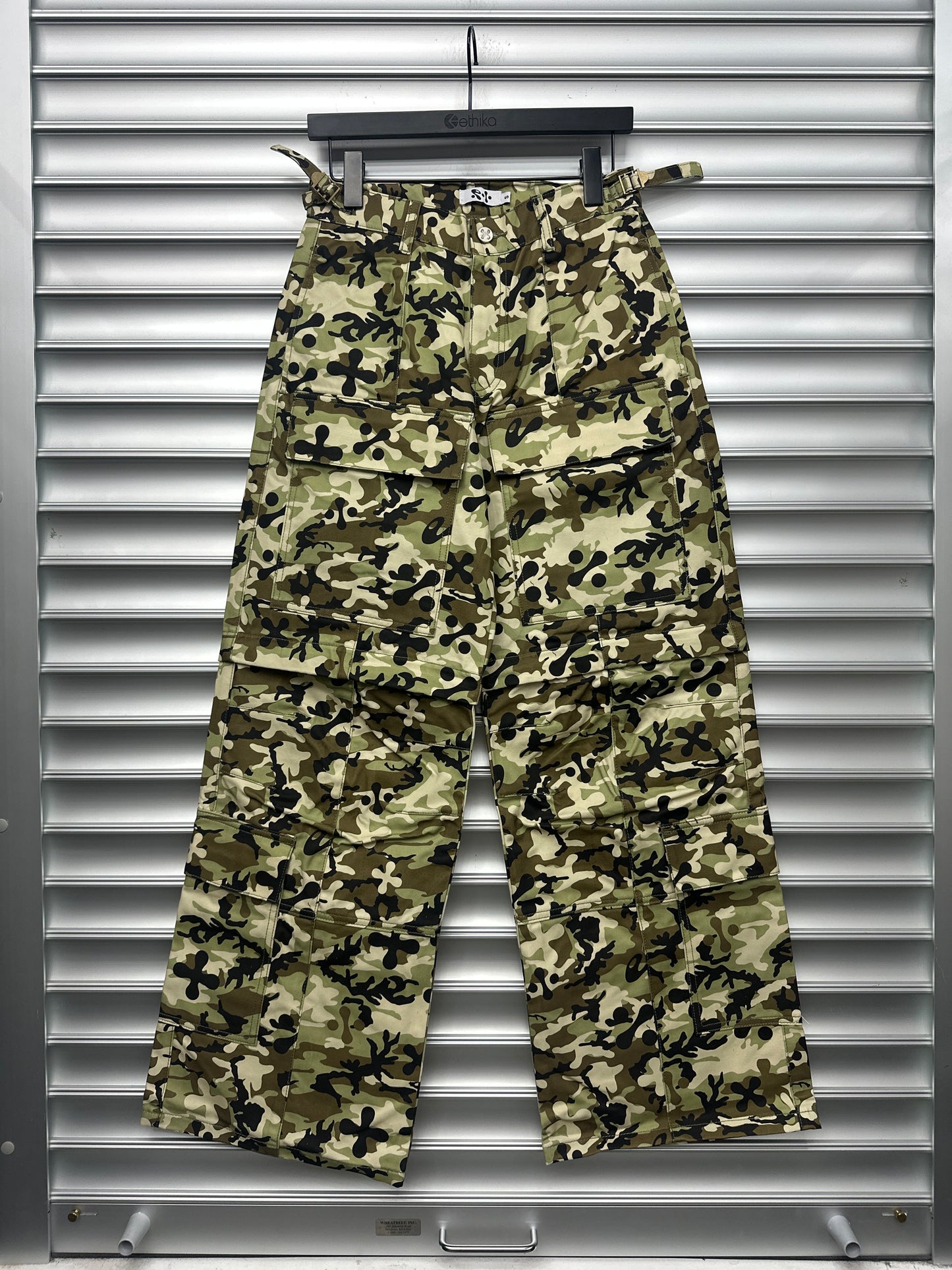 Plus 1 Camo Convertible Cargo Pant - S