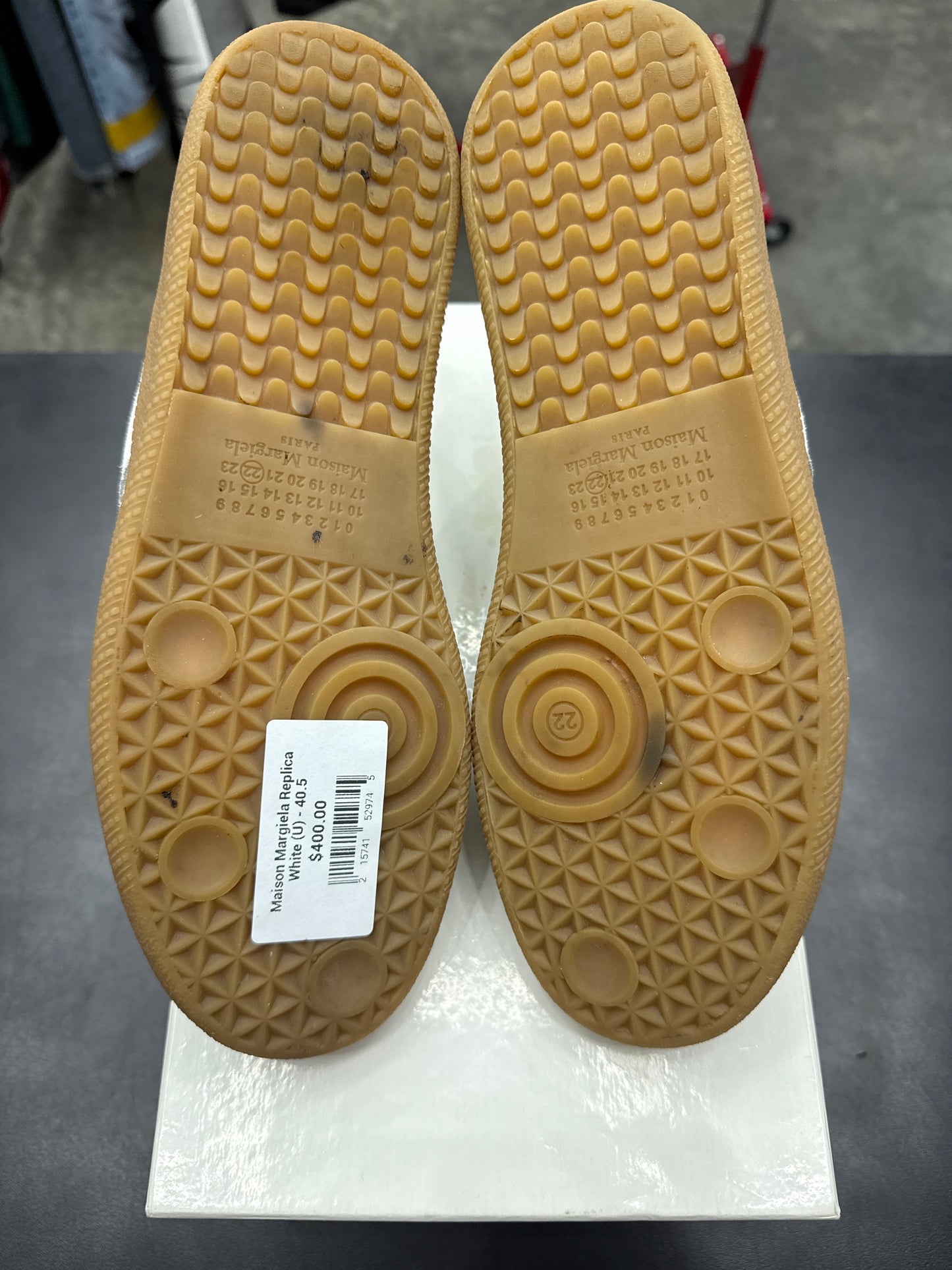 Maison Margiela Replica White (U) - 40.5