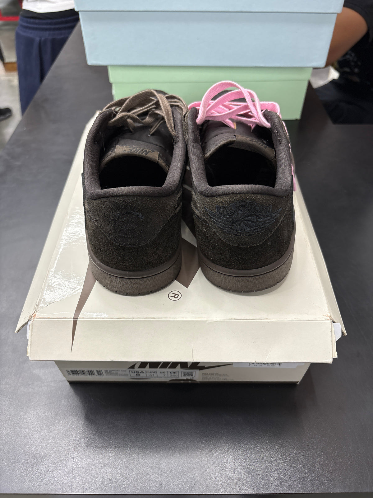 AJ1 Low Travis Scott Velvet Brown (U) - 8M**