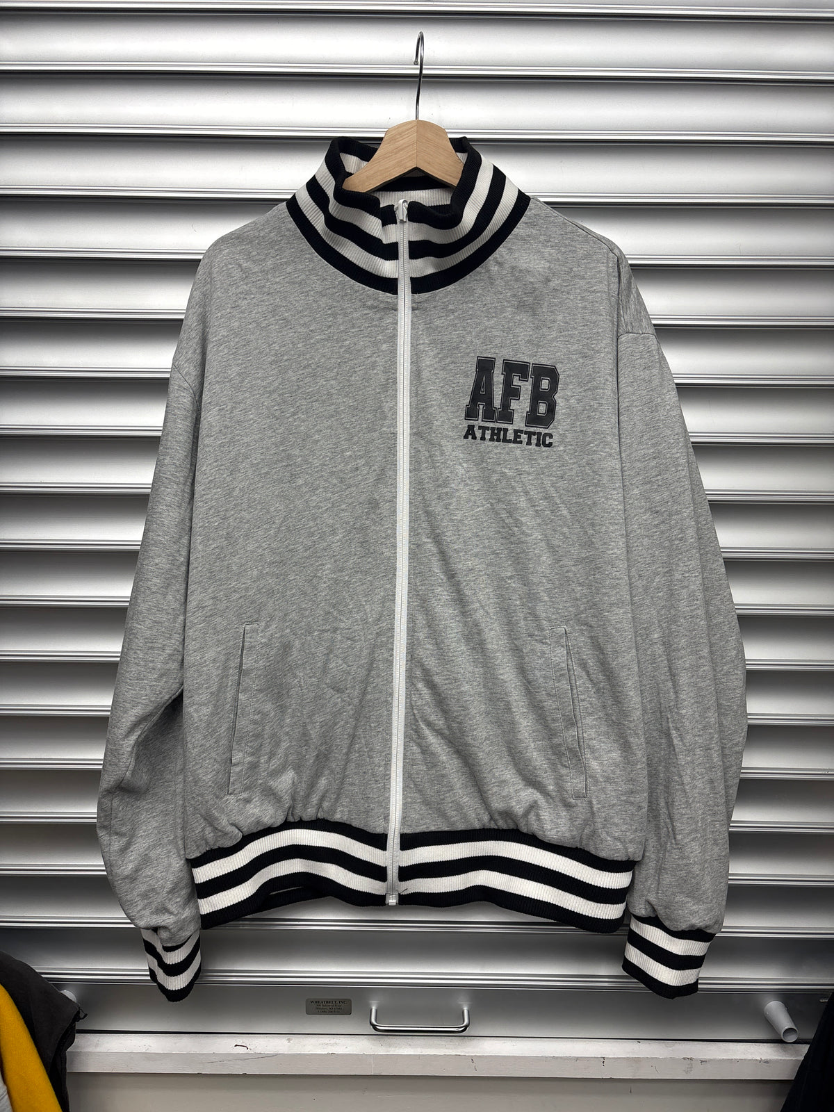 AFB Reversible Jacket - L**