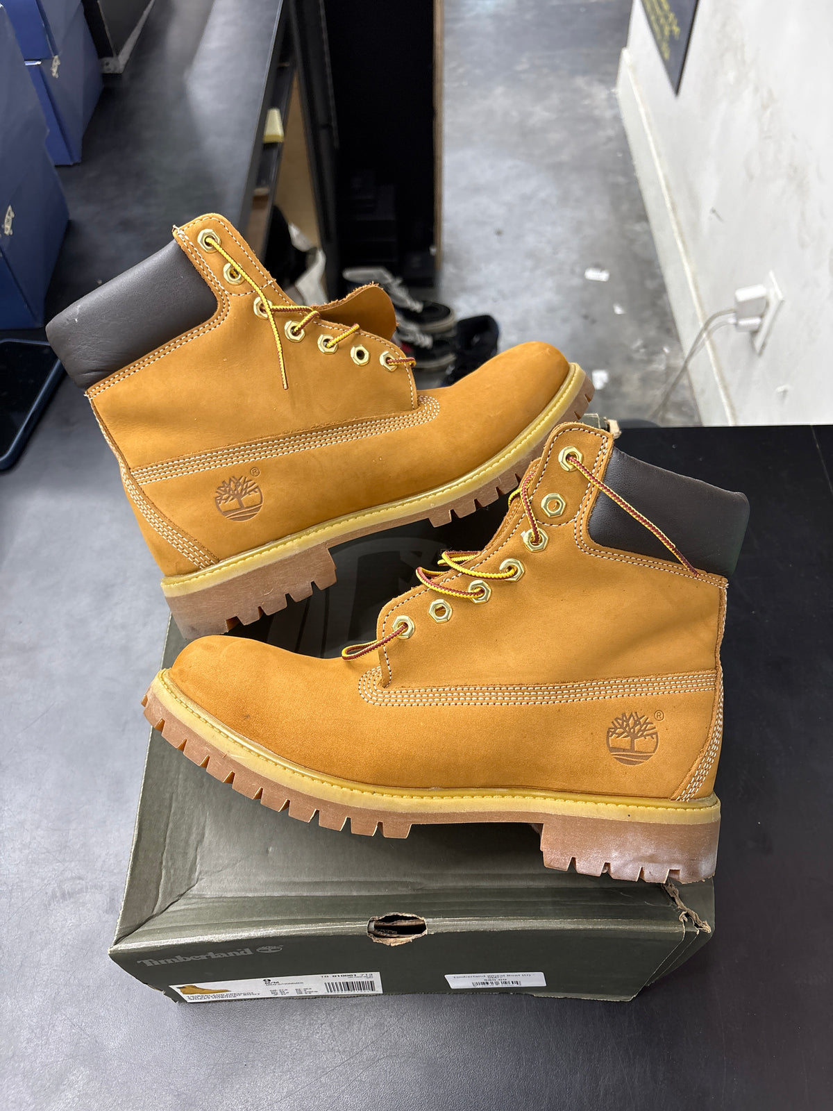 Timberland Wheat Boot (U) - 9M**