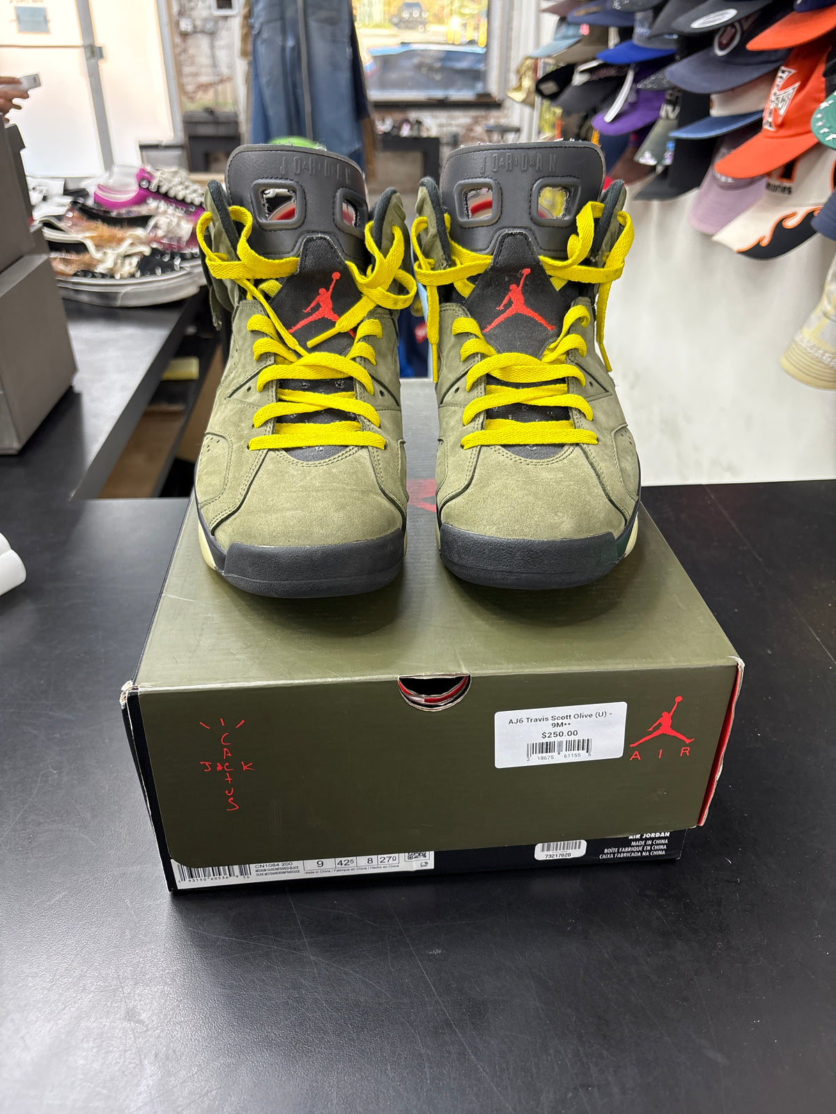 AJ6 Travis Scott Olive (U) - 9M**