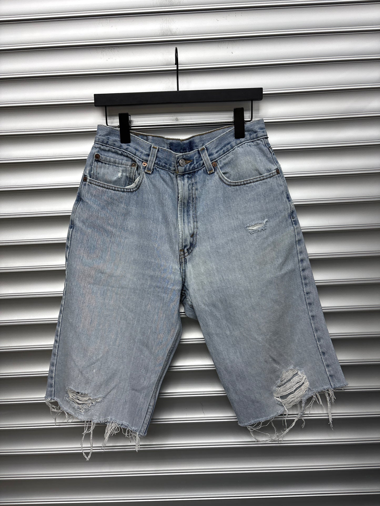 Vintage Levis Shorts - 33