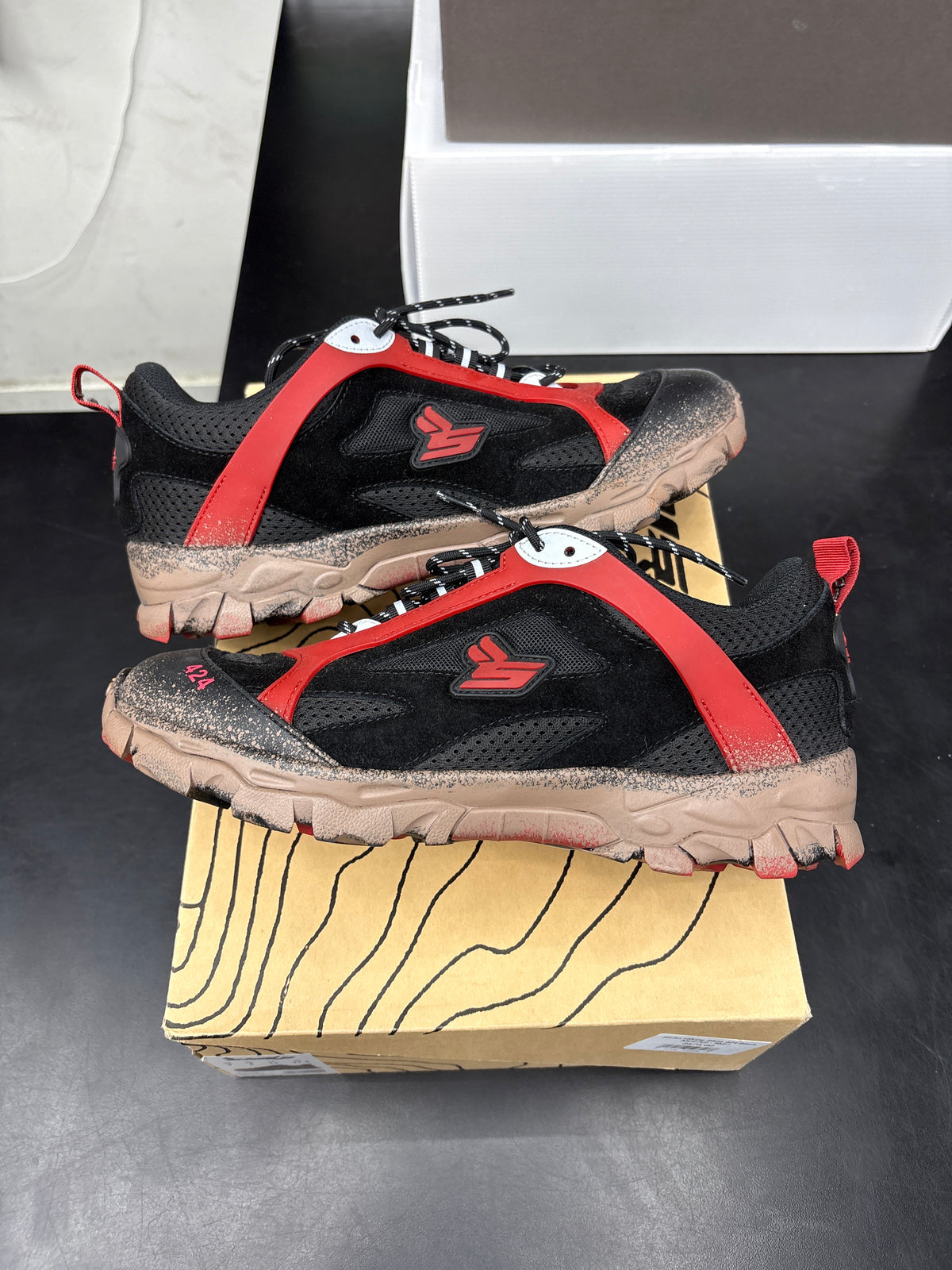 Sicko Hiking Shoe 424 Black Mud (U) - 9M**