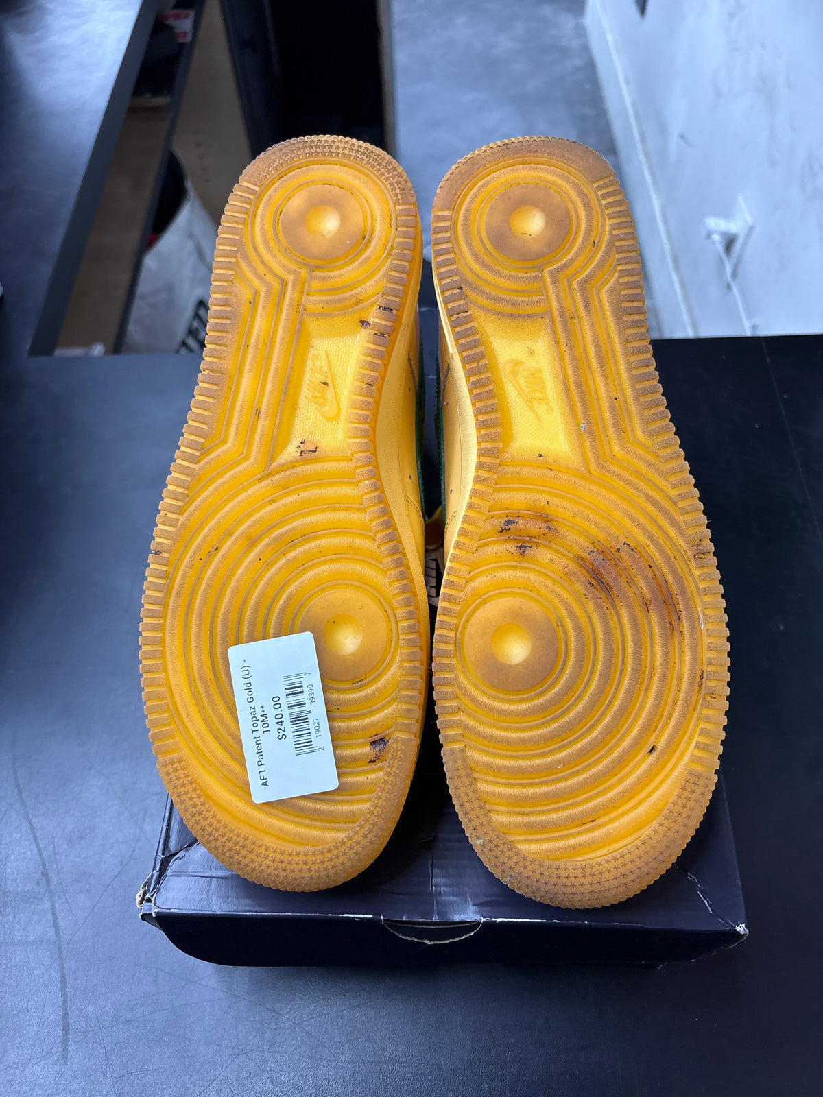 AF1 Patent Topaz Gold (U) - 10M**