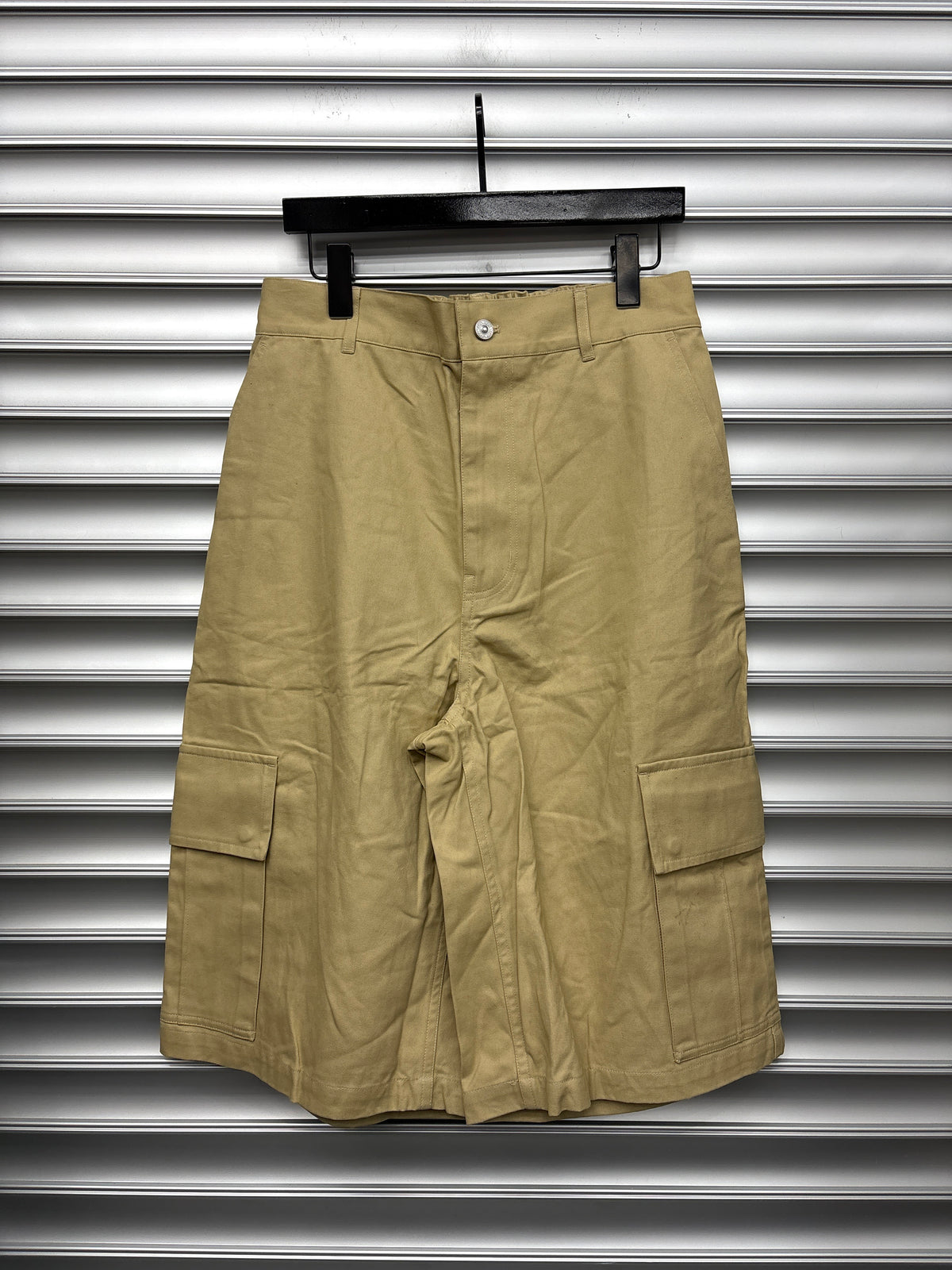 AFB Khaki Cargo Shorts - XL **