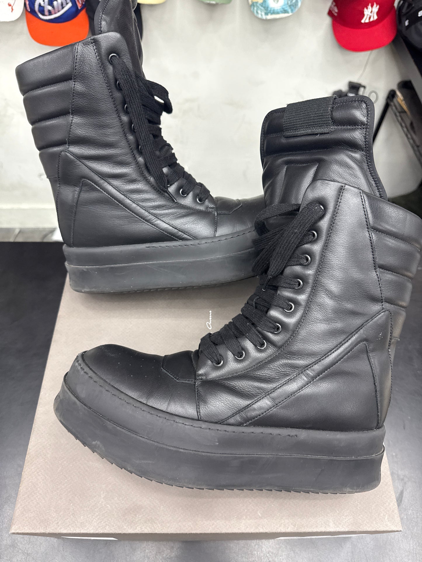 Rick Owen Triple Black Padded High Double Bumper (U) - 42(9)