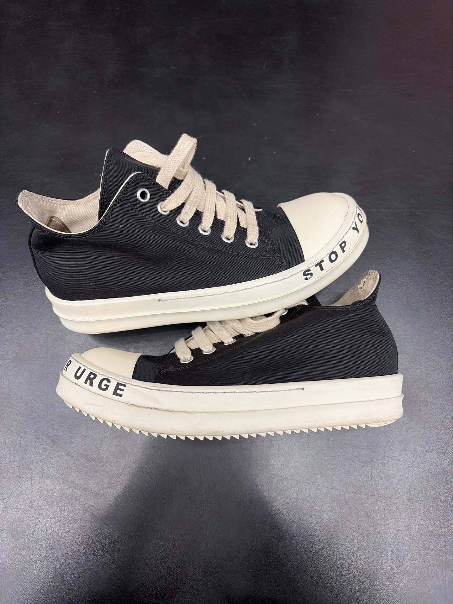 Rick Owen DRKSHDW Stop Your Urge (U) - 35 (NB)