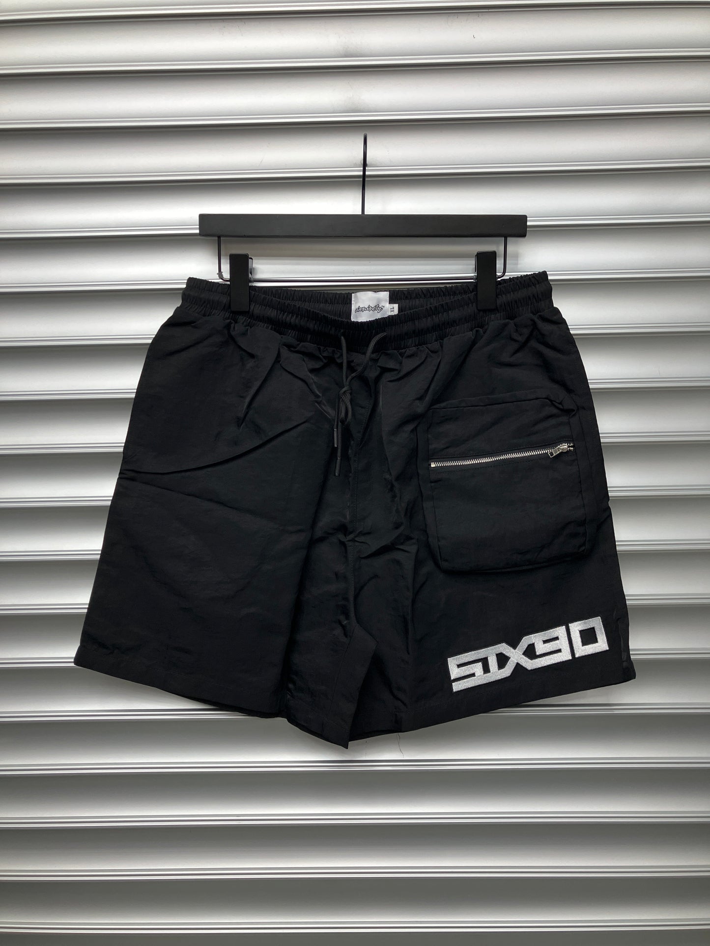 Six Ninety Shorts - XL