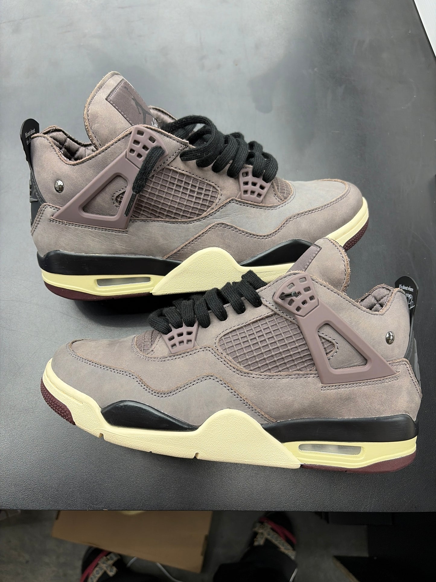 AJ4 A Ma Maniere Violet Ore (U) - 9M (NB)