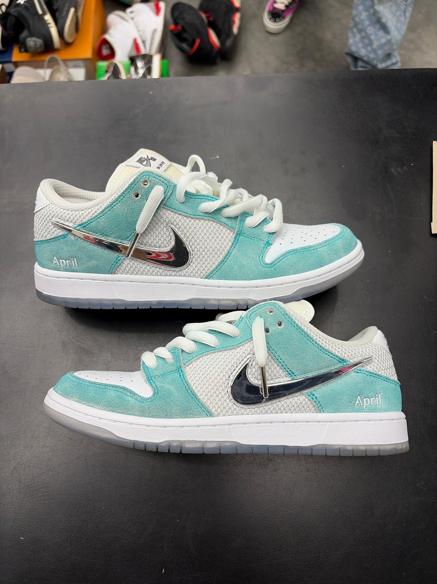 Dunk Low SB April Skateboard (U) - 9M (NB)