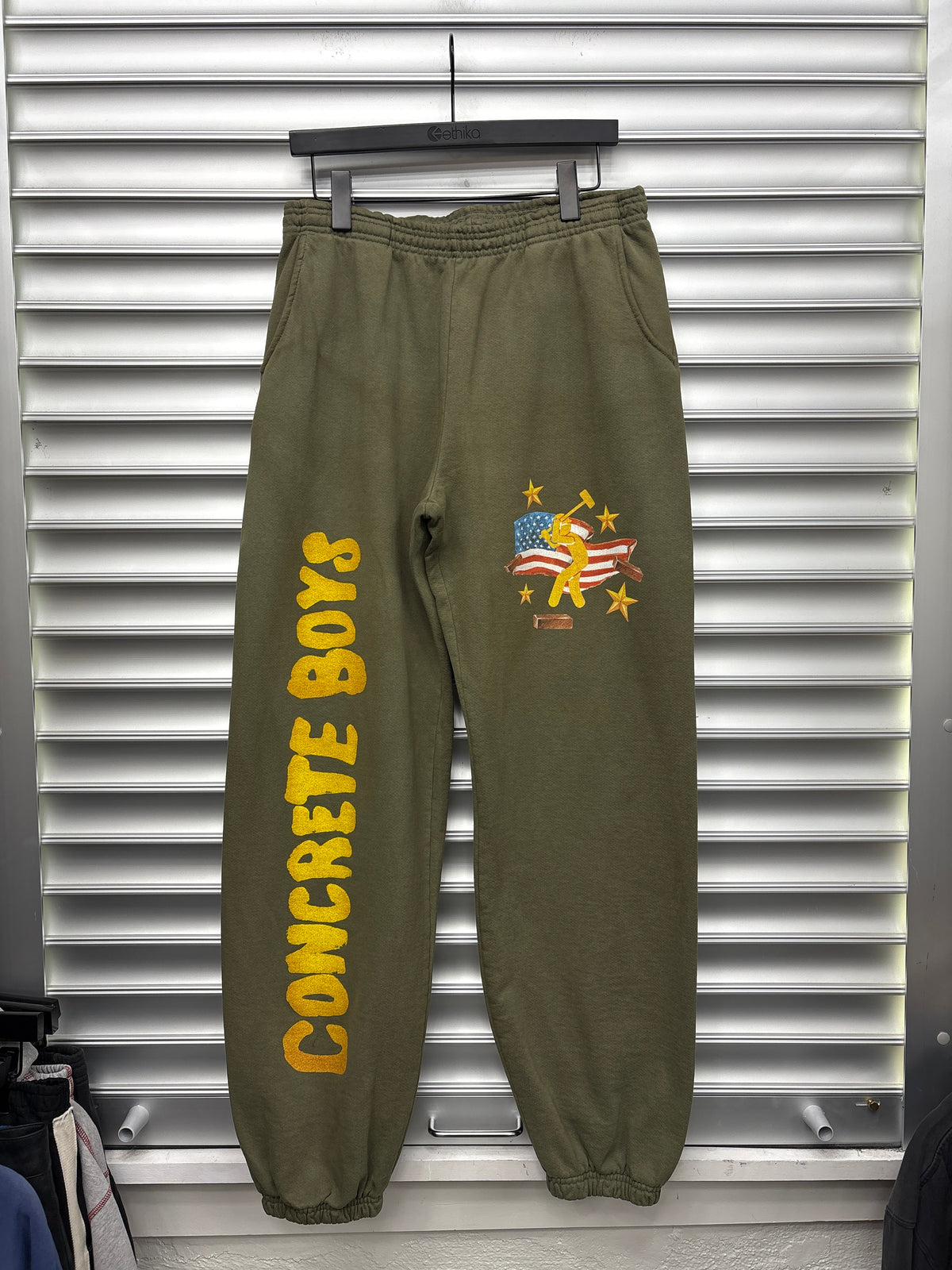 Concrete Boys Sage Sweatpants - L**