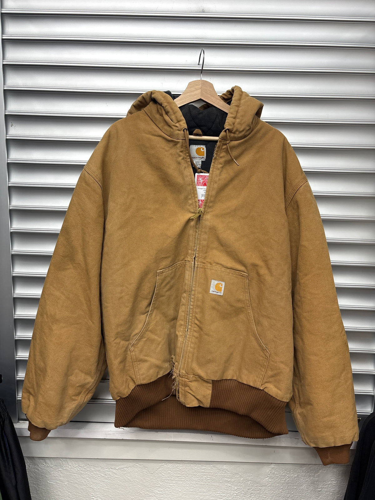 Vintage Tan Carhartt Hooded Jacket - XL**