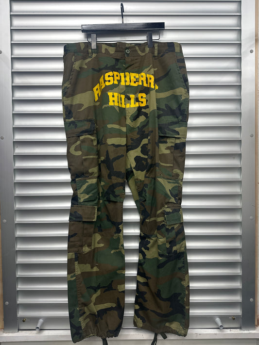 Raspberry Camo Pants - XXL**