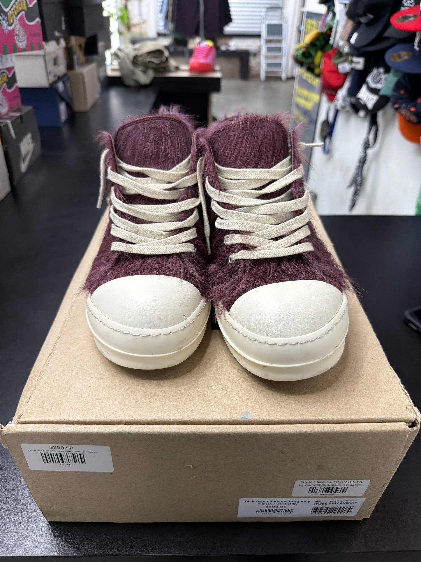 Rick Owen Ramone Burgundy Fur (U) - 40.5 (RB)
