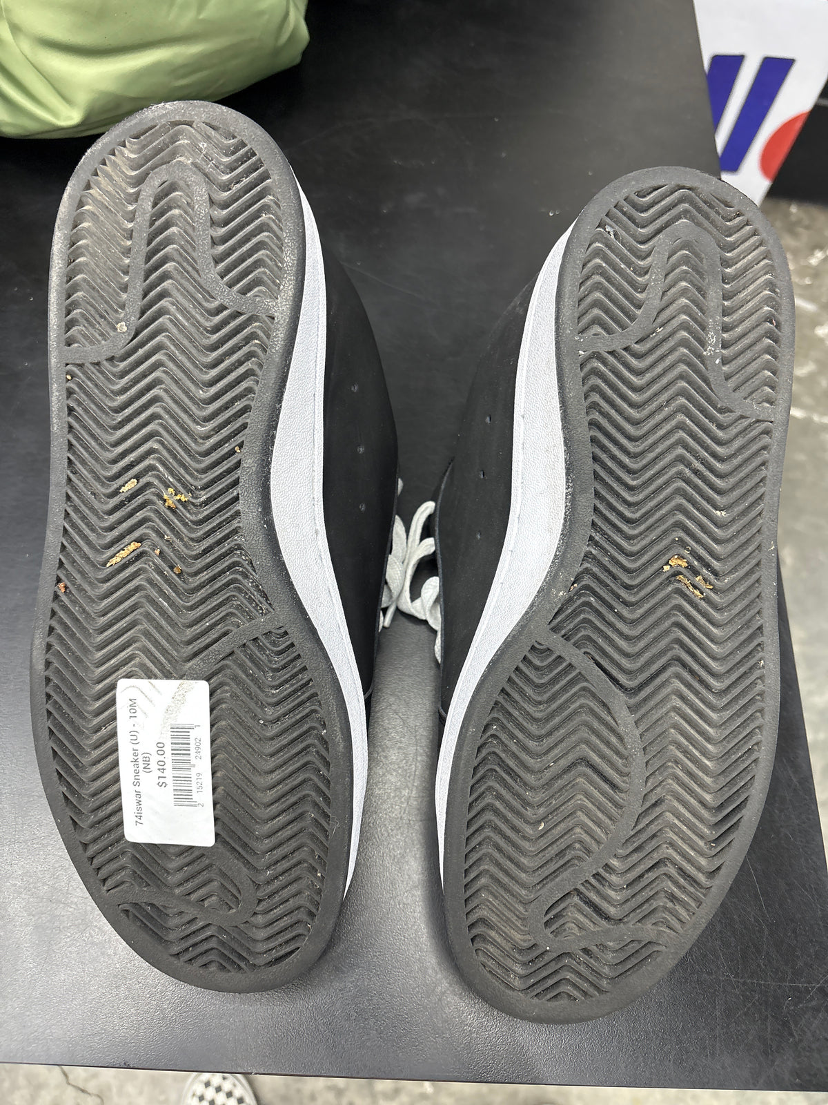 74 Is War Sneaker (U) (NB) - 10M**