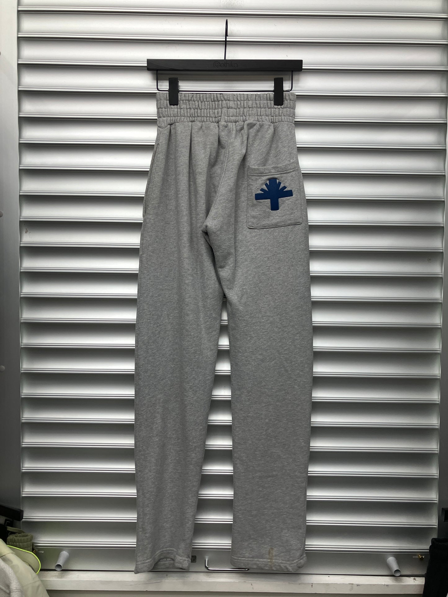 Vertabrae Navy/Grey Sweatpants - L