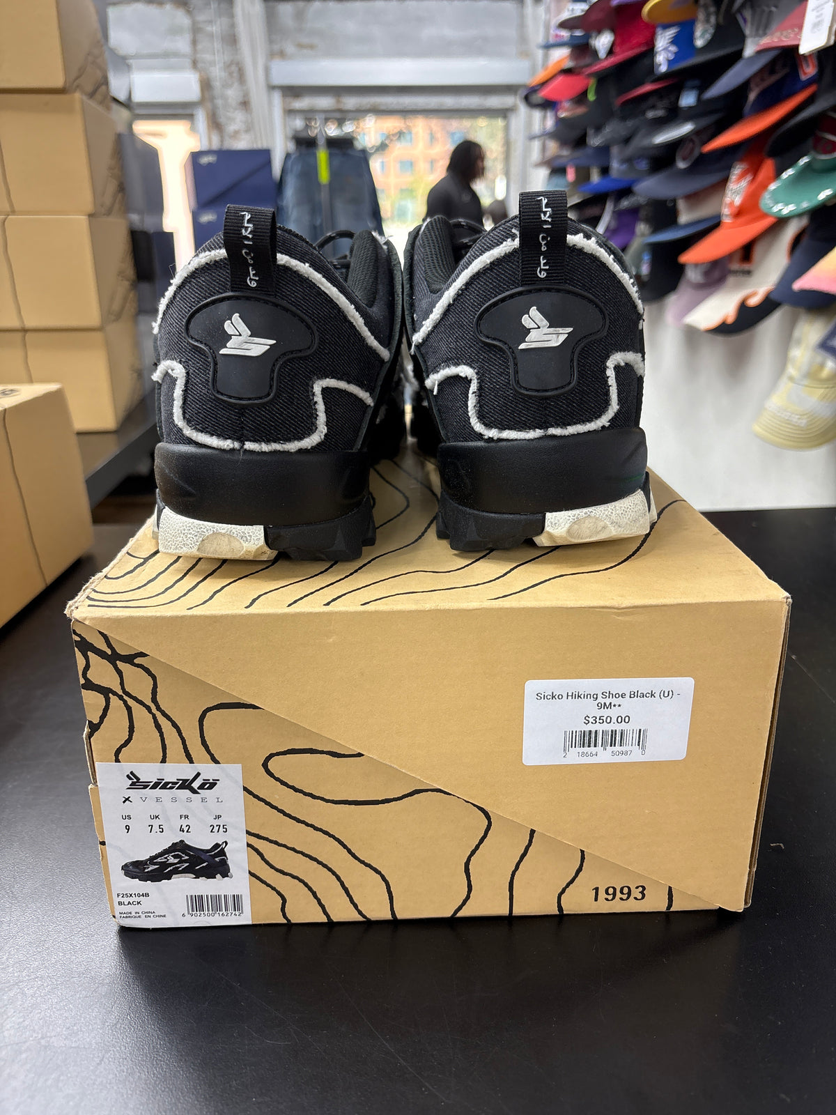 Sicko Hiking Shoe Black (U) - 9M**